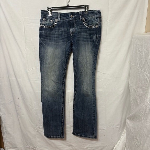 Miss Me Denim - Miss Me Easy Boot women's stretch jeans with embellished pockets